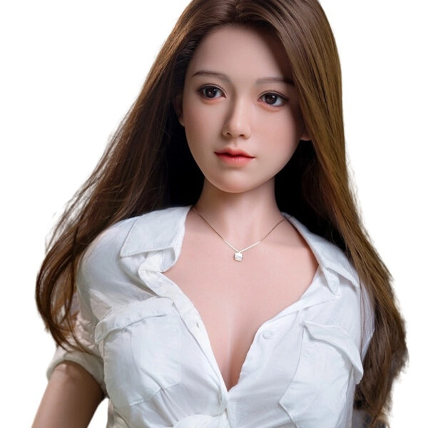 Búp bê tình dục Ai Lin diện áo hở ngực quyến rũ