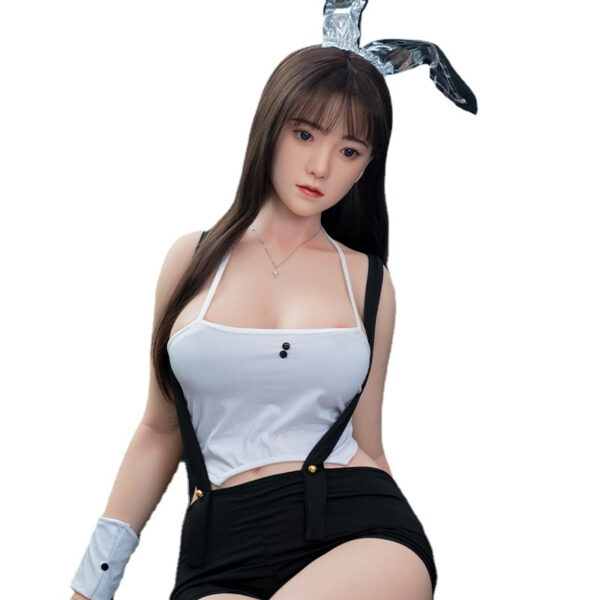 Búp bê tình dục Mỹ Văn gợi cảm phông trắng chuẩn nét