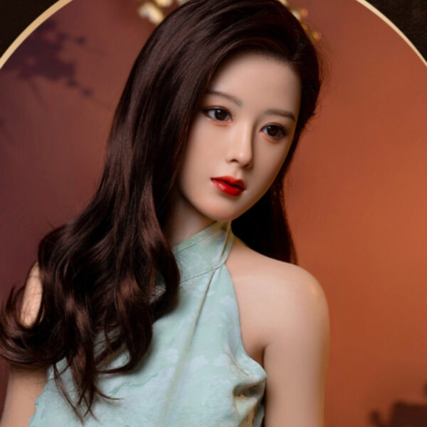 Búp bê tình dục Tú Nghiên kiêu sa góc nhìn nghiêng thanh tú